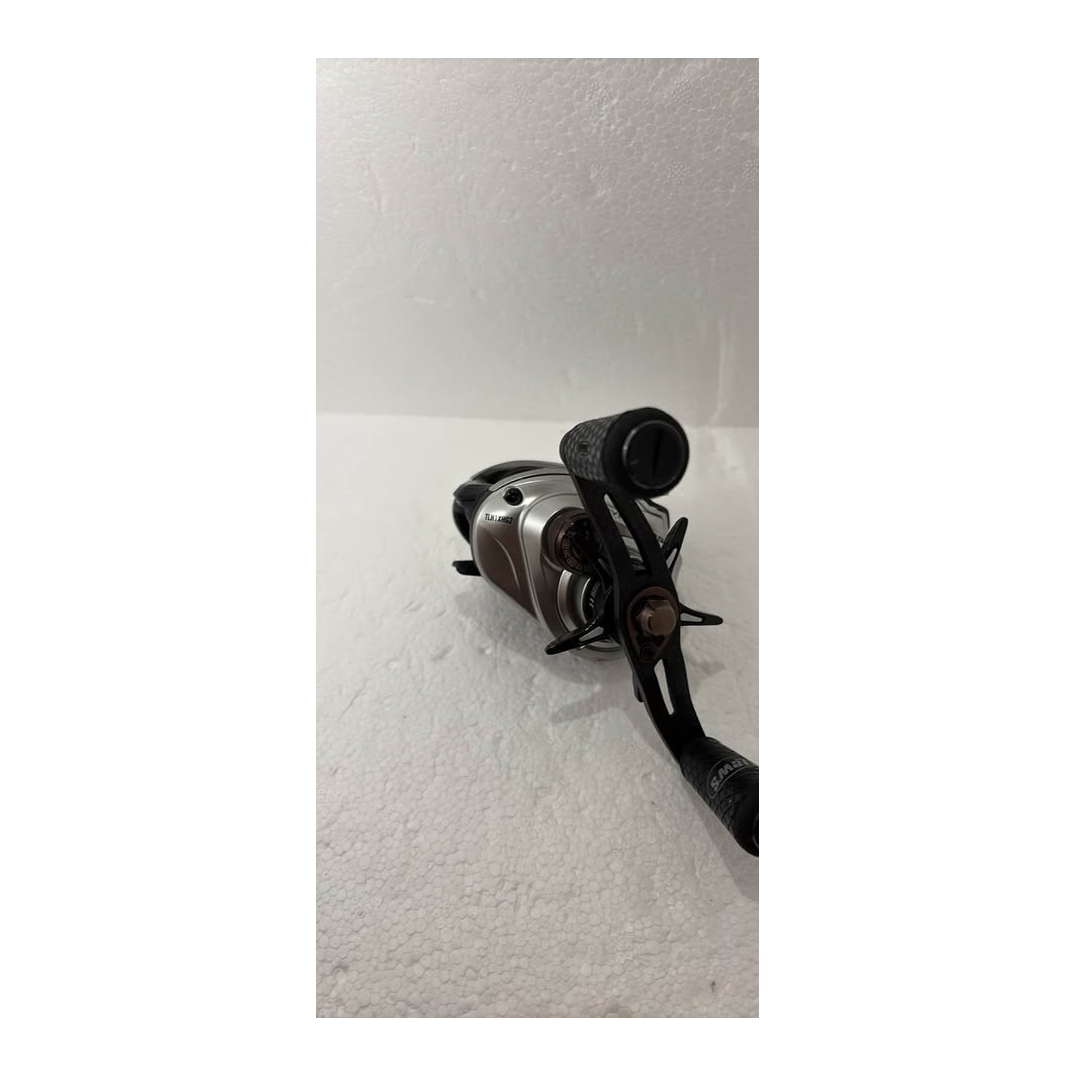 Lew’s HyperMag Baitcasting Reel — 8.3:1 — actual product view 4