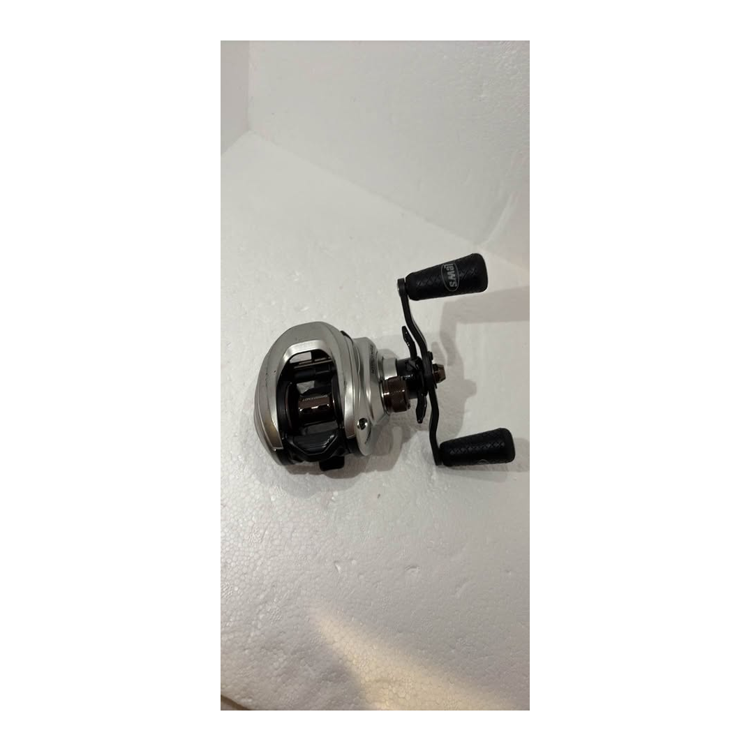 Lew’s HyperMag Baitcasting Reel — 8.3:1 — actual product view 7