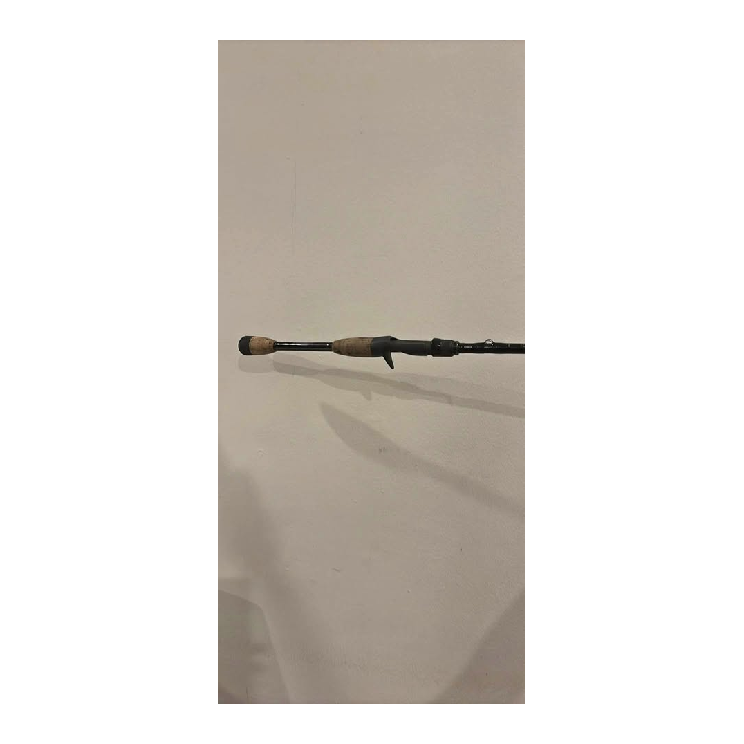 St. Croix Mojo Bass 7 ft 1 in Casting Rod — actual product view 1