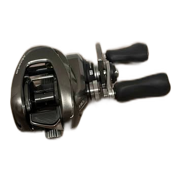 Shimano Metanium MGL Baitcasting Reel — 7.1:1 — actual product view 1