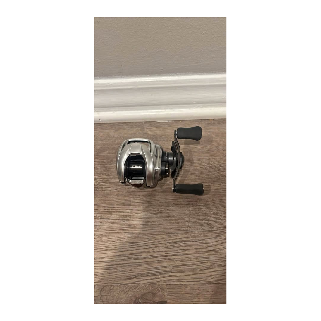 Daiwa Zillion SV TW Baitcasting Reel — actual product view 1